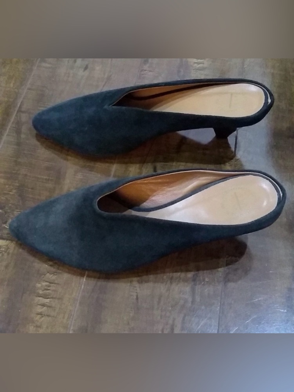 ATP Atelier 37 black leather/suede kitten heel mules